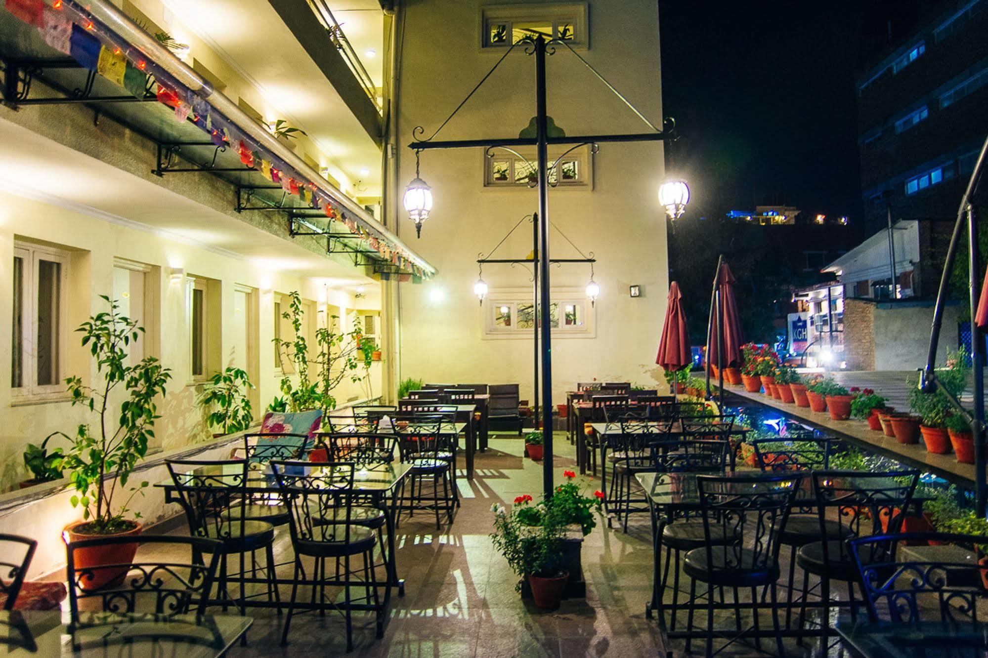 Highlander Inn Kathmandu Exterior foto